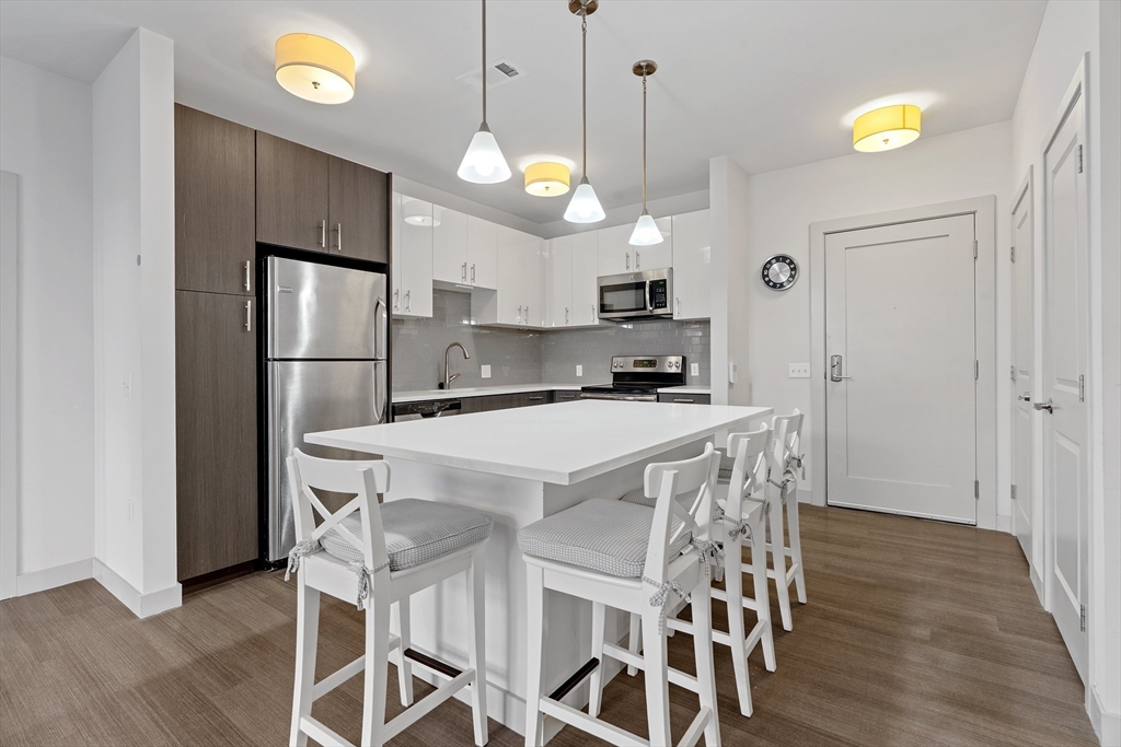99 Tremont St 213