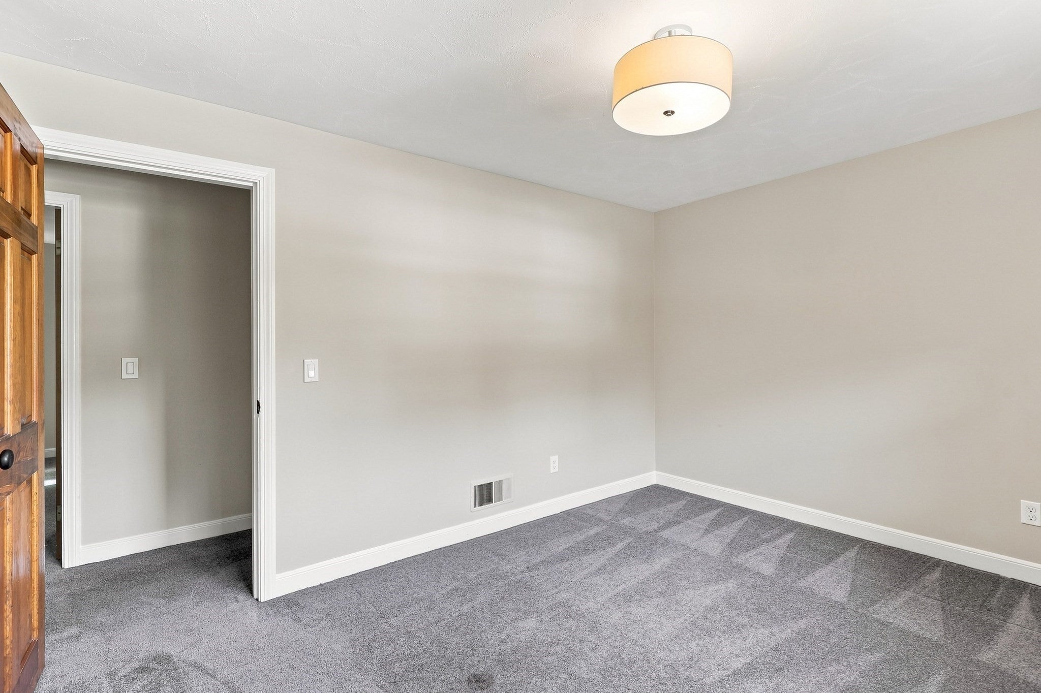 27 Clearview Drive, Framingham, MA, 27 Clearview Drive, Framingham, MA Photo #24
