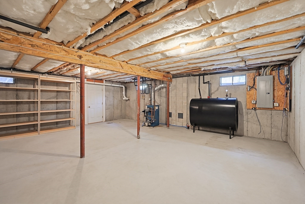 5 Chestnut St, Plainville, MA Photo #28