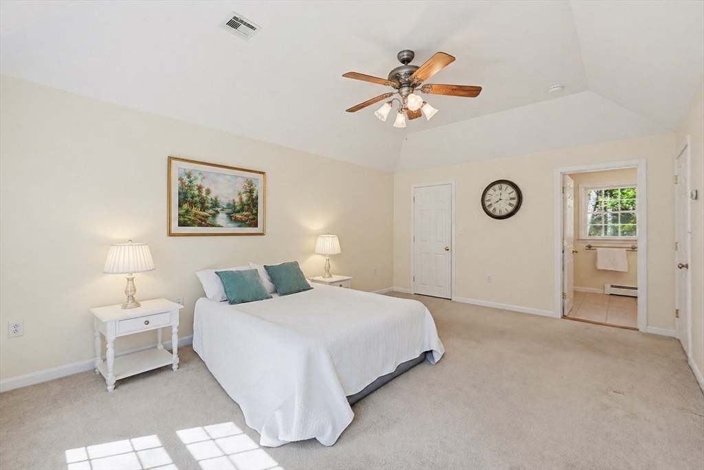 5 Chestnut St, Plainville, MA Photo #16