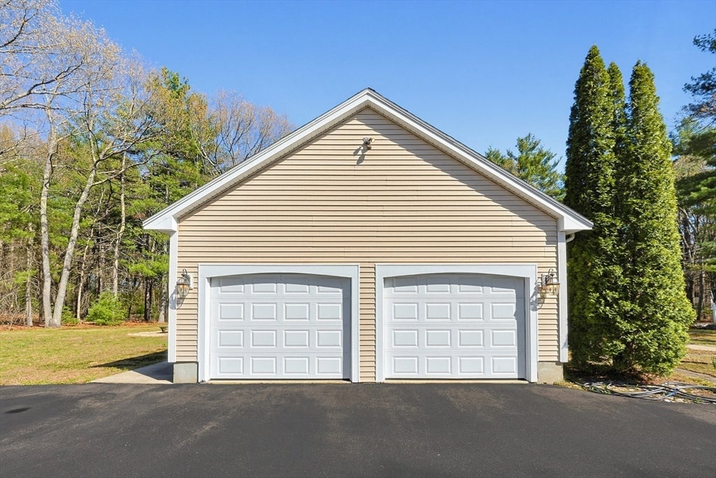 5 Chestnut St, Plainville, MA Photo #33