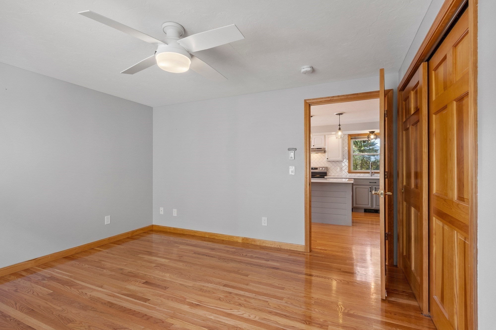 24 Wheelock Ave, Millbury, MA Photo #25