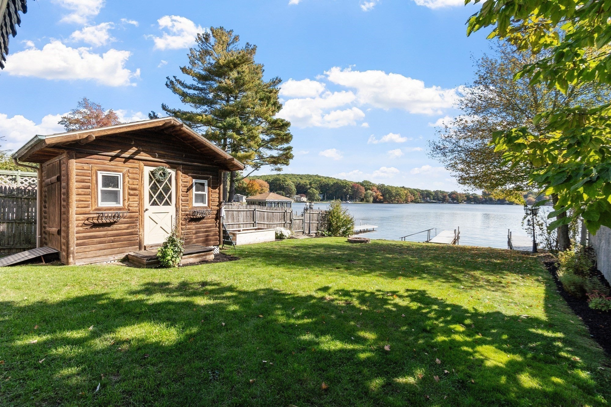 24 Wheelock Ave, Millbury, MA Photo #9