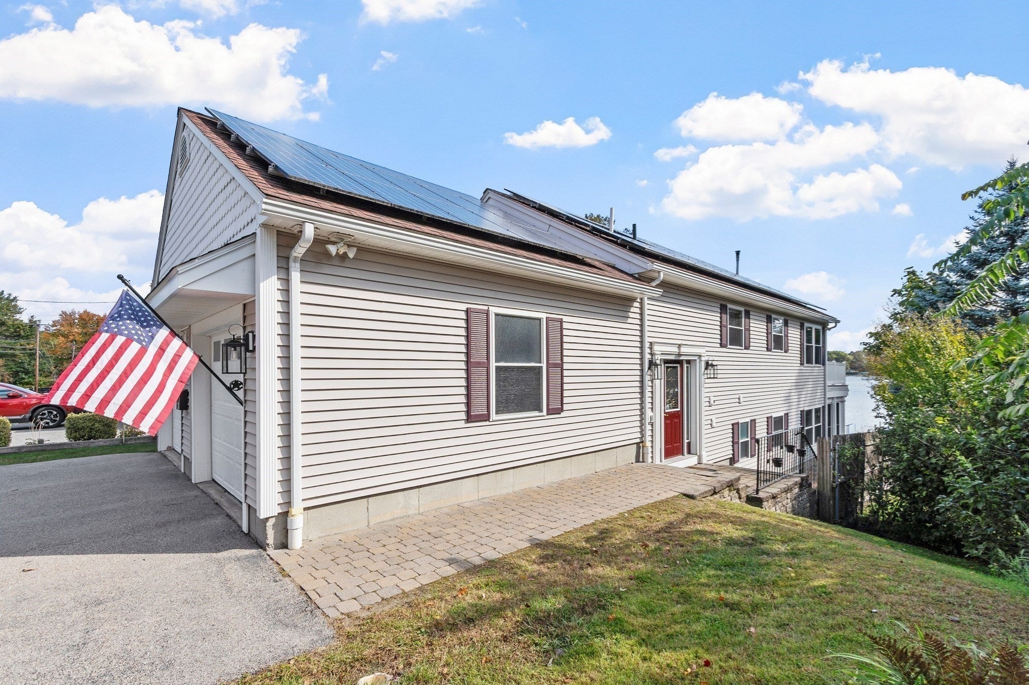 24 Wheelock Ave, Millbury, MA Photo #14