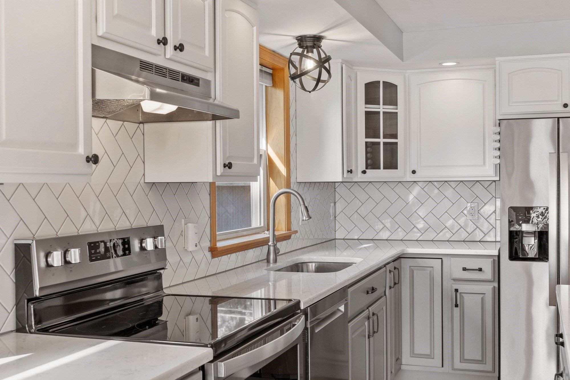 24 Wheelock Ave, Millbury, MA Photo #21