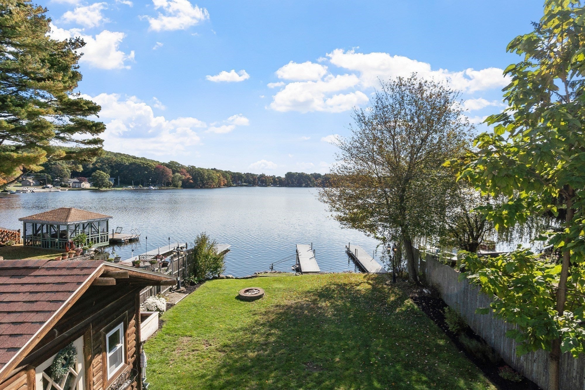 24 Wheelock Ave, Millbury, MA Photo #8