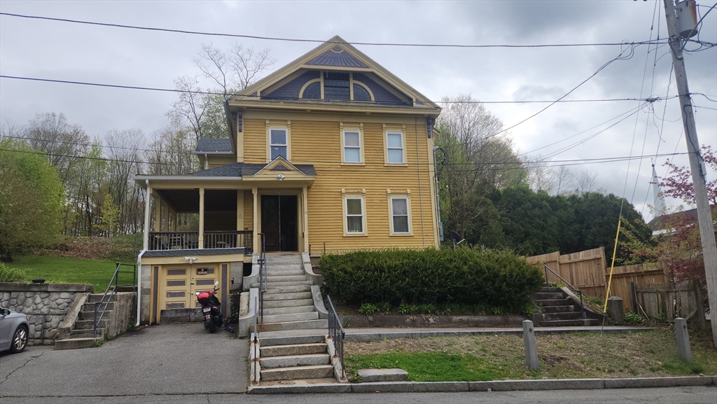 Photo 1 of 35 — 54 Bacon St, Warren, MA 01083