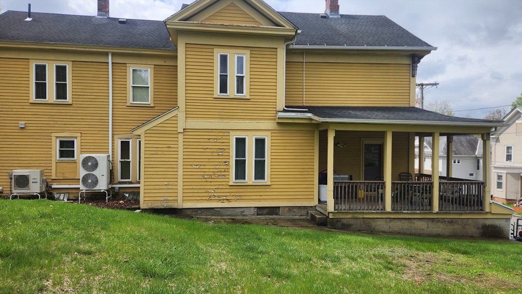 54 Bacon St