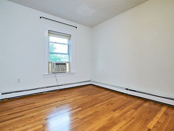 289 Elm St 2