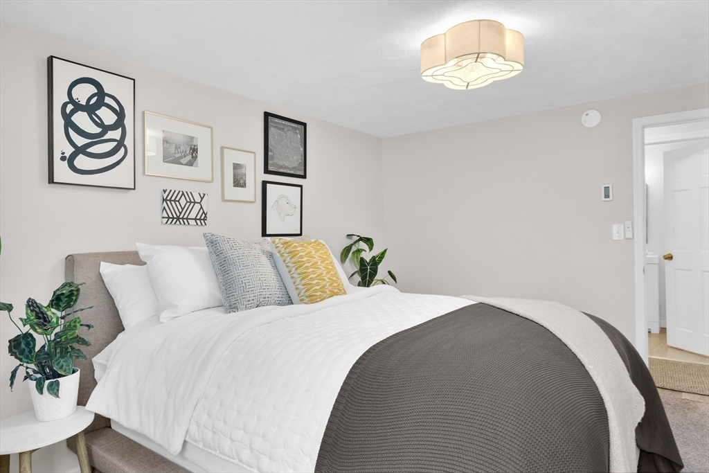 33 Lodgen Court 1F