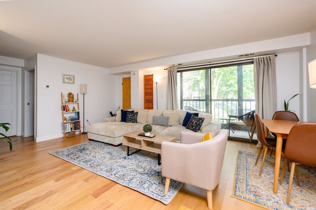 1580 Massachusetts Ave 2G