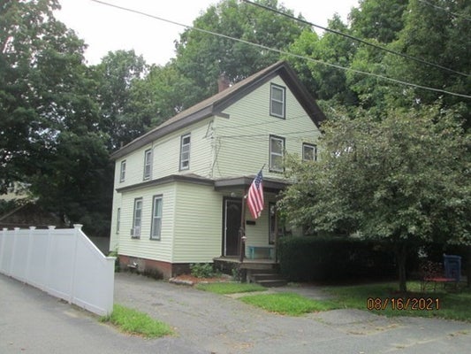 40 CENTRAL ST # 2, WAKEFIELD, MA 01880 - Image c2a7c2773cebbc8e853cfc27982cbf57/3281924105