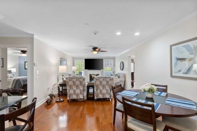 10 Crowninshield St 106