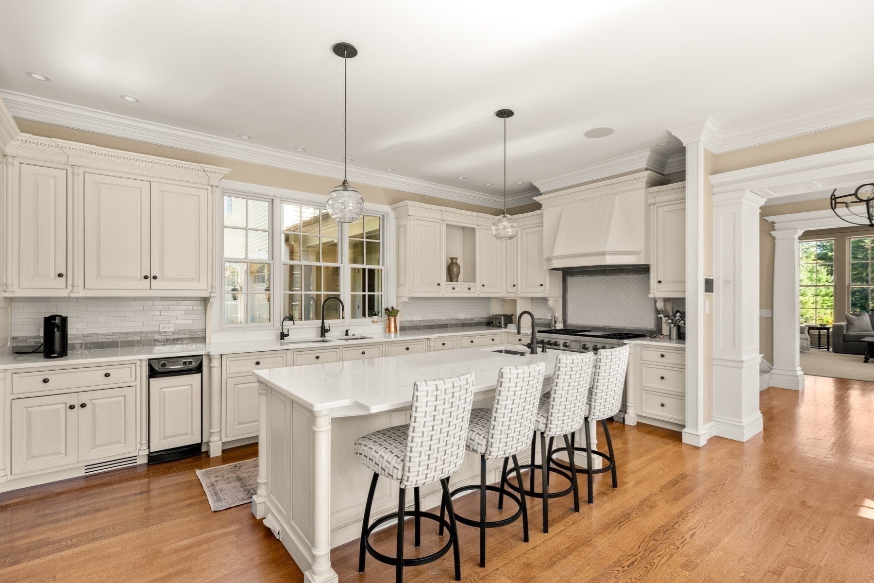55 Captain Miles Ln, Concord, MA Photo #14