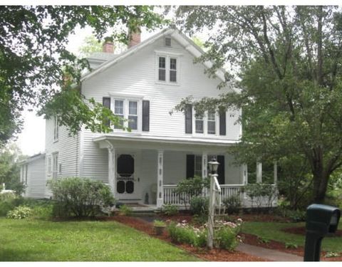 46 Broad St Barre MA 01005