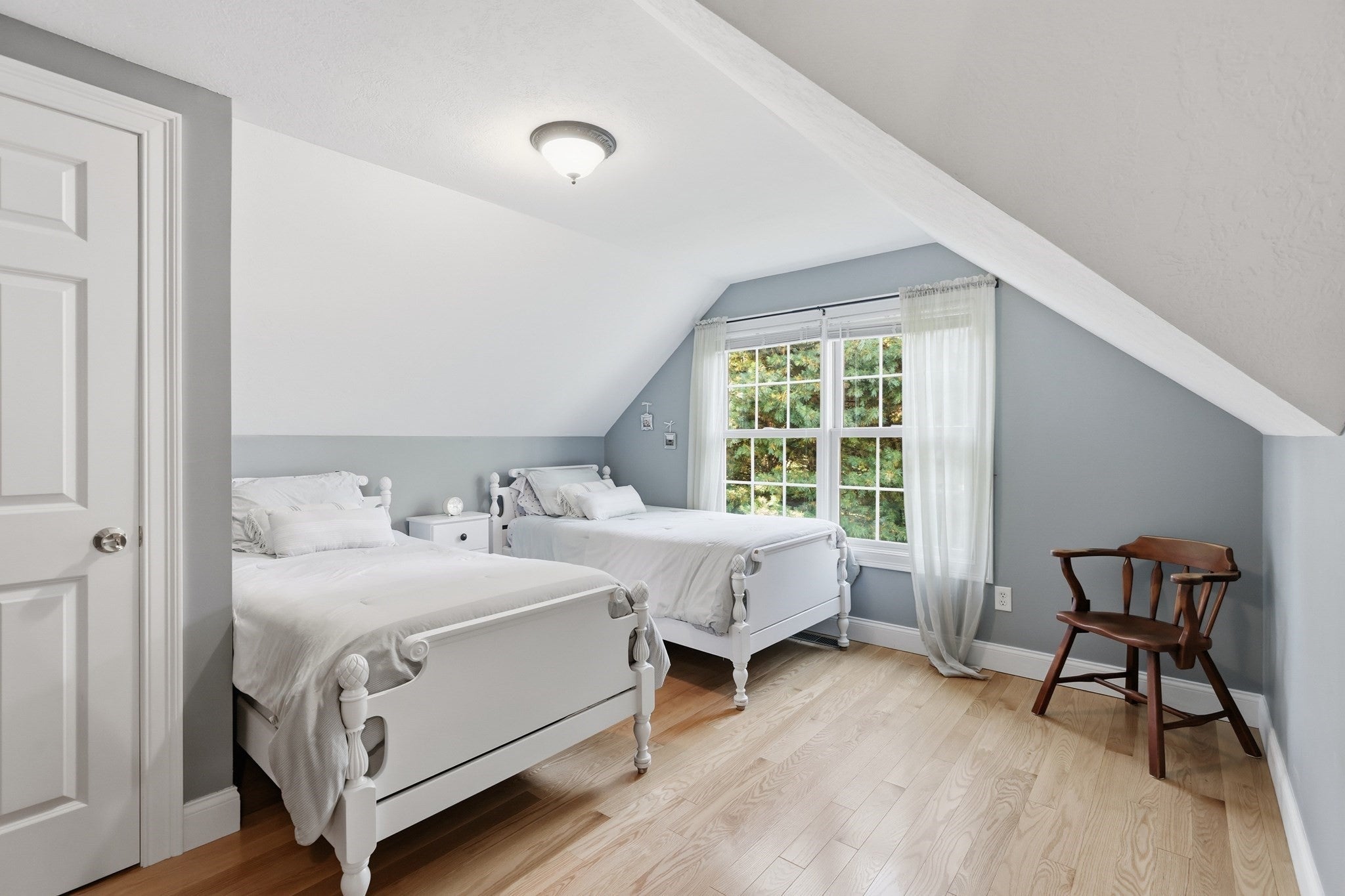 7 Holly Cir, Easthampton, MA, 7 Holly Cir, Easthampton, MA Photo #33
