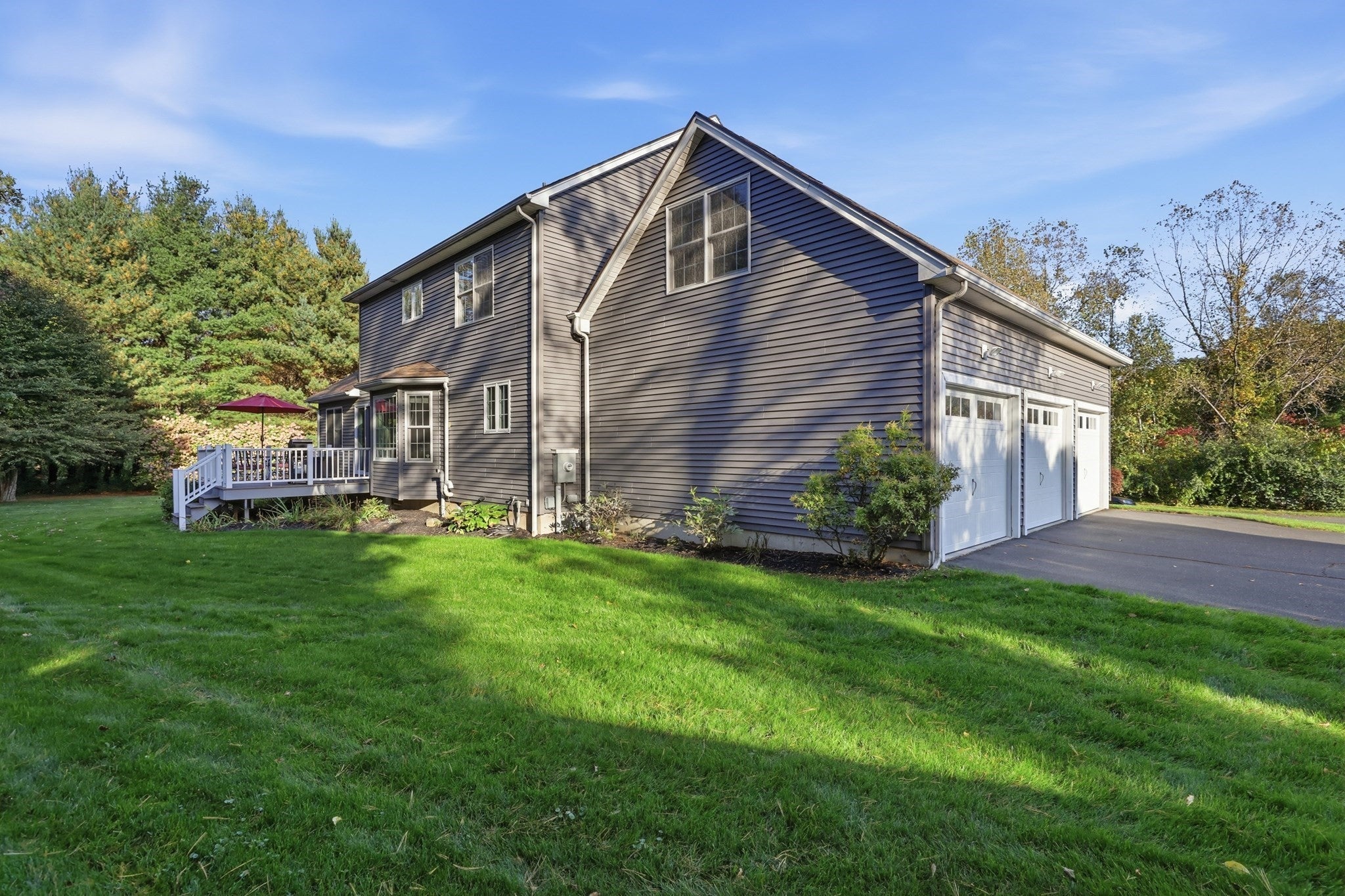 7 Holly Cir, Easthampton, MA, 7 Holly Cir, Easthampton, MA Photo #39