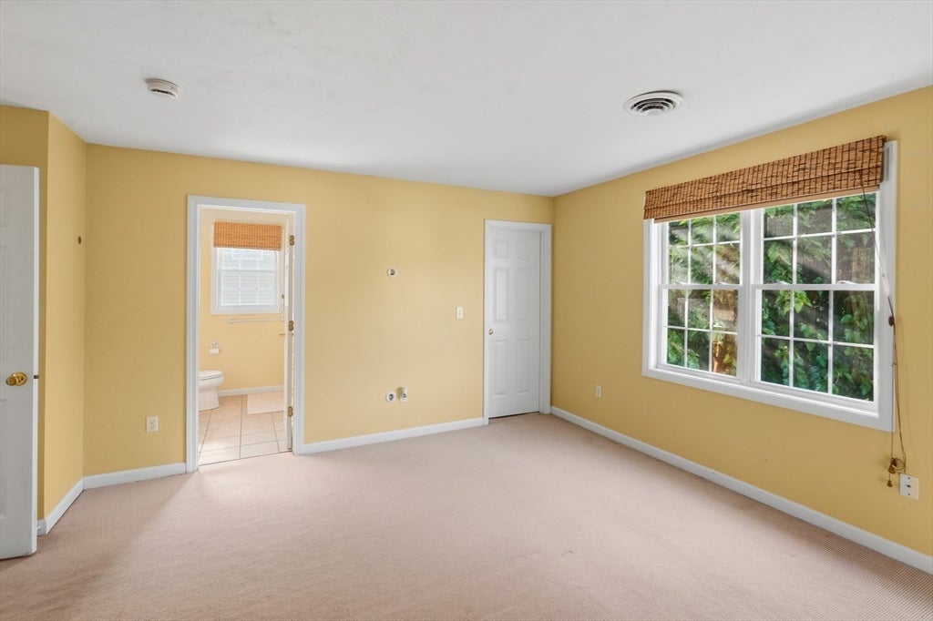 42 Castine St #A, Worcester, MA, 42 Castine St #A, Worcester, MA Photo #33