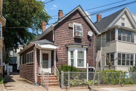 Photo of 31 Everett Ave, Somerville, MA 02145 (MLS # 73564585)