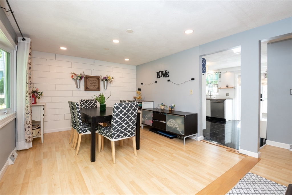 17 Sunnyside Rd.