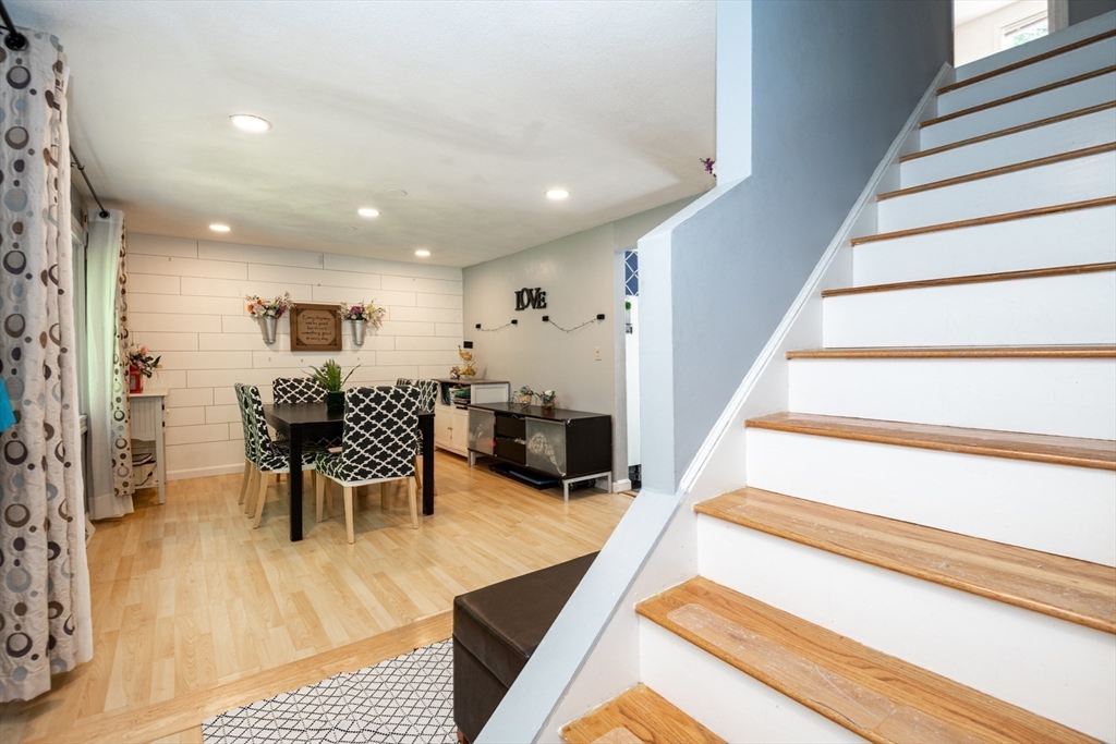 17 Sunnyside Rd.
