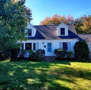 47 Wardson Cir, Rockland, MA Photo #2
