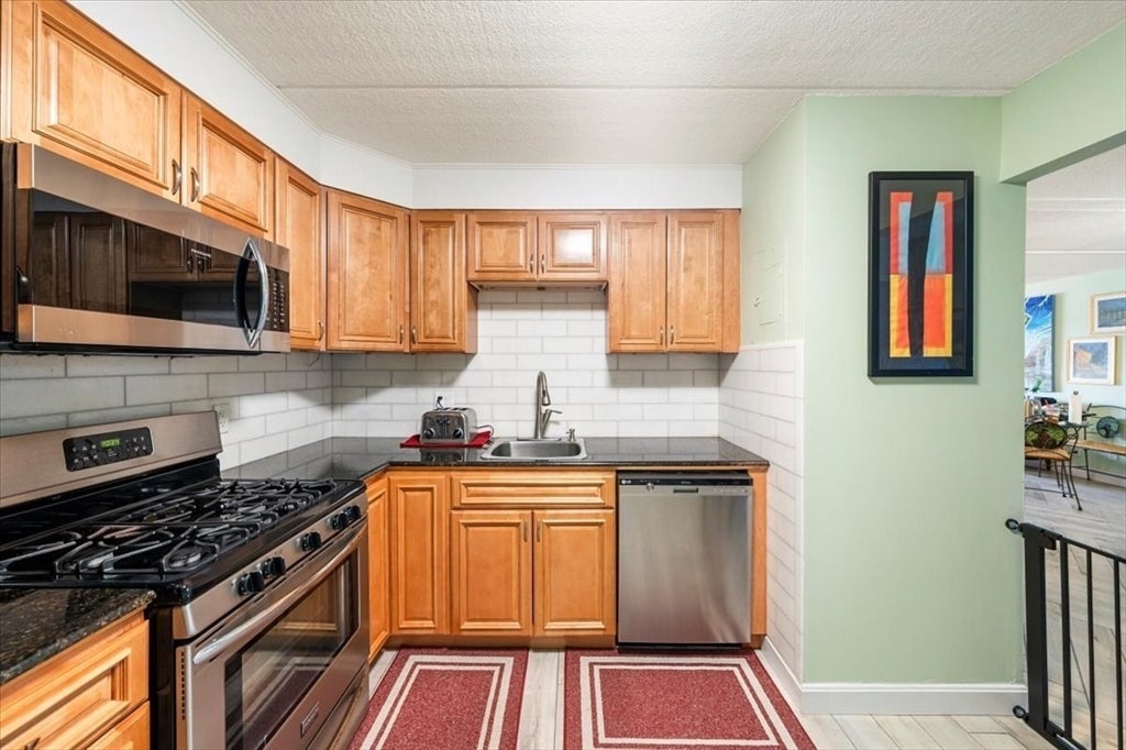 1500 Worcester Road #528, Framingham, MA Photo #7