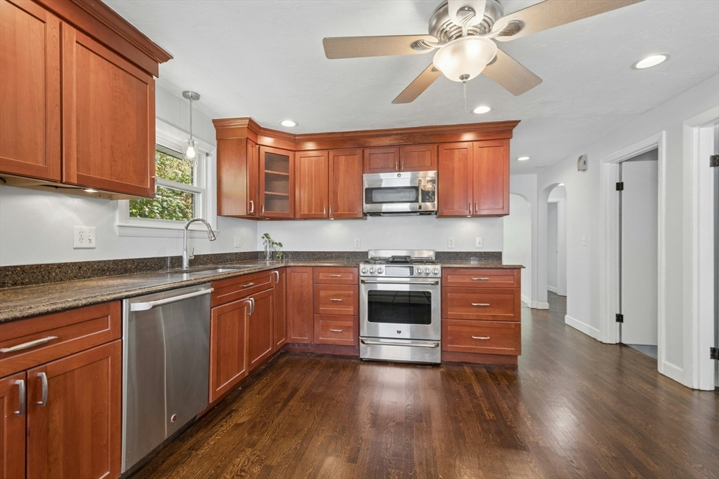 31 Villa Rd, Shrewsbury, MA, 31 Villa Rd, Shrewsbury, MA Photo #32