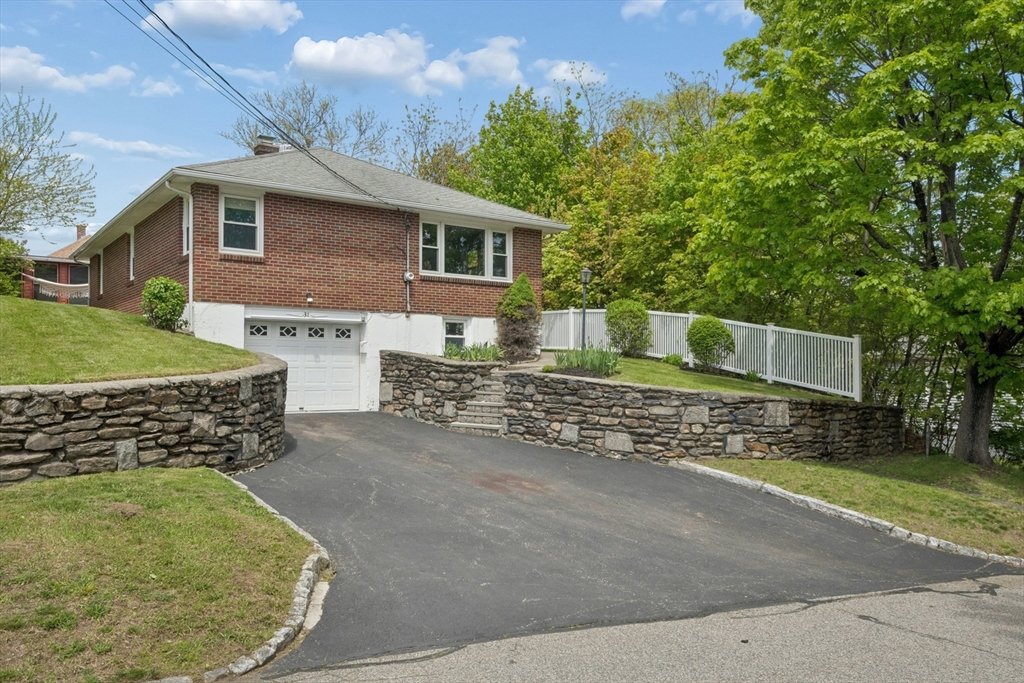 31 Villa Rd, Shrewsbury, MA, 31 Villa Rd, Shrewsbury, MA Photo #1