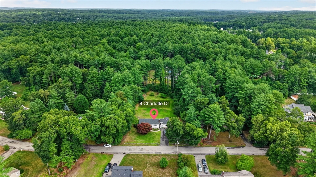 8 Charlotte Dr