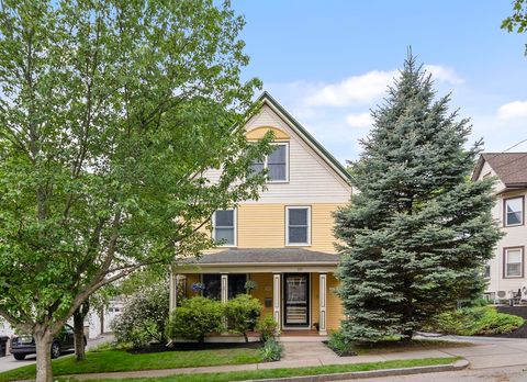 20 Hawthorne St Watertown MA 02472