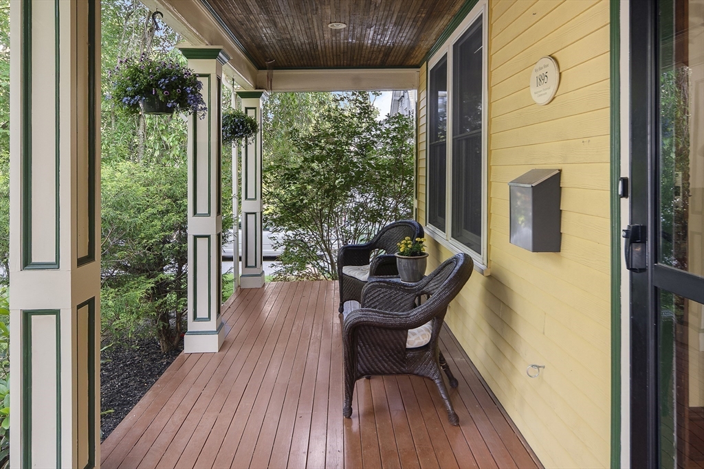 20 Hawthorne St