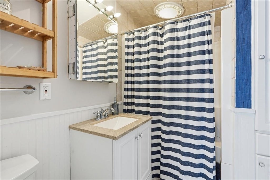 20 Berkley Rd, Hull, MA Photo #22