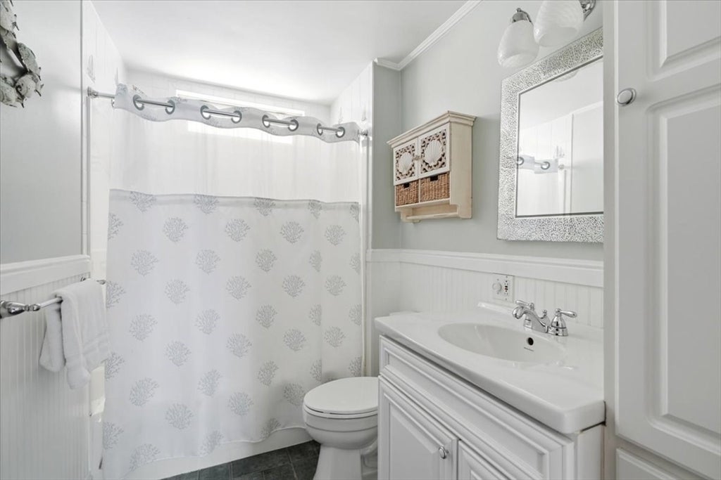 20 Berkley Rd, Hull, MA Photo #28