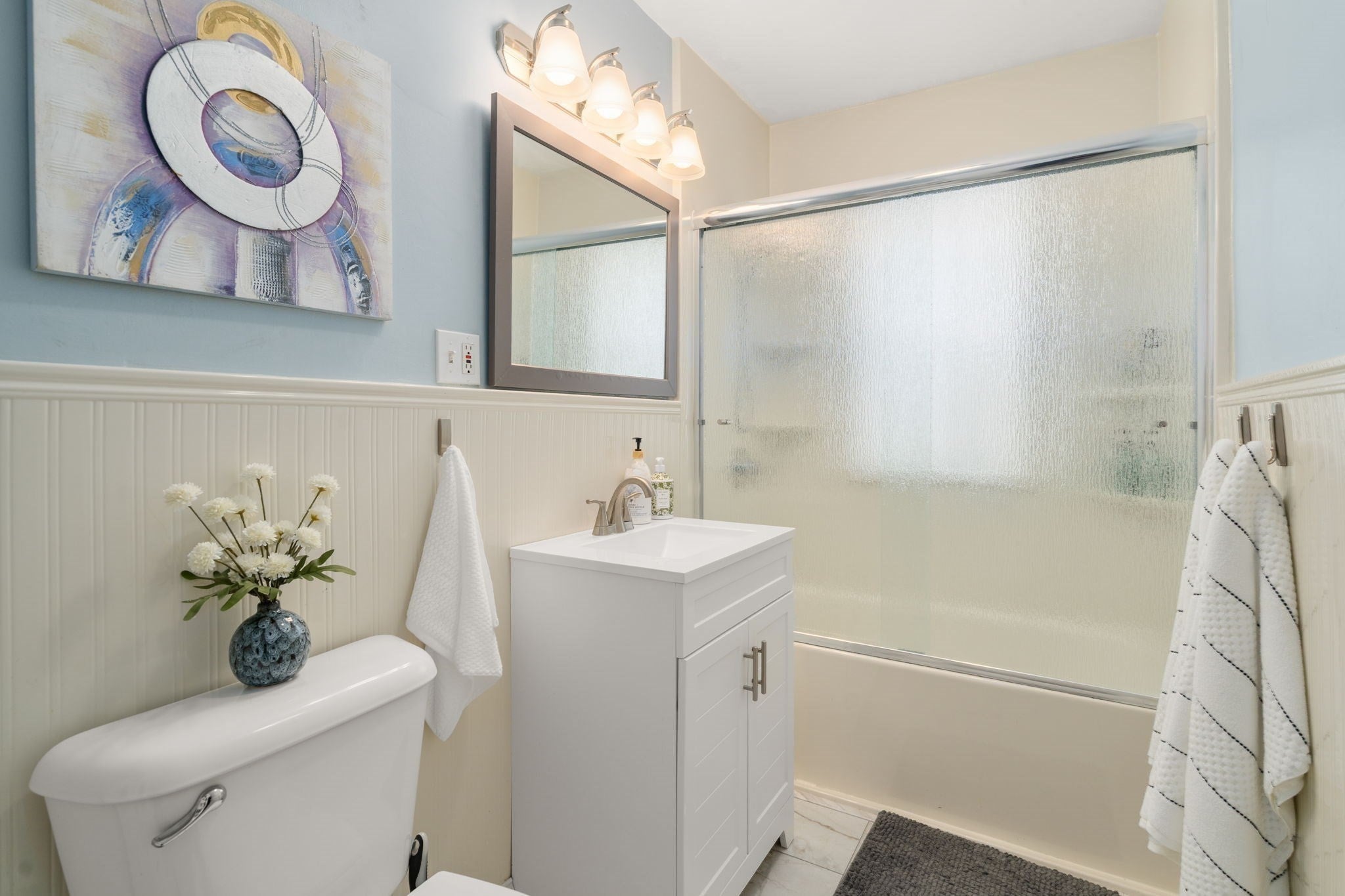 37 Everett St #1, Waltham, MA Photo #8