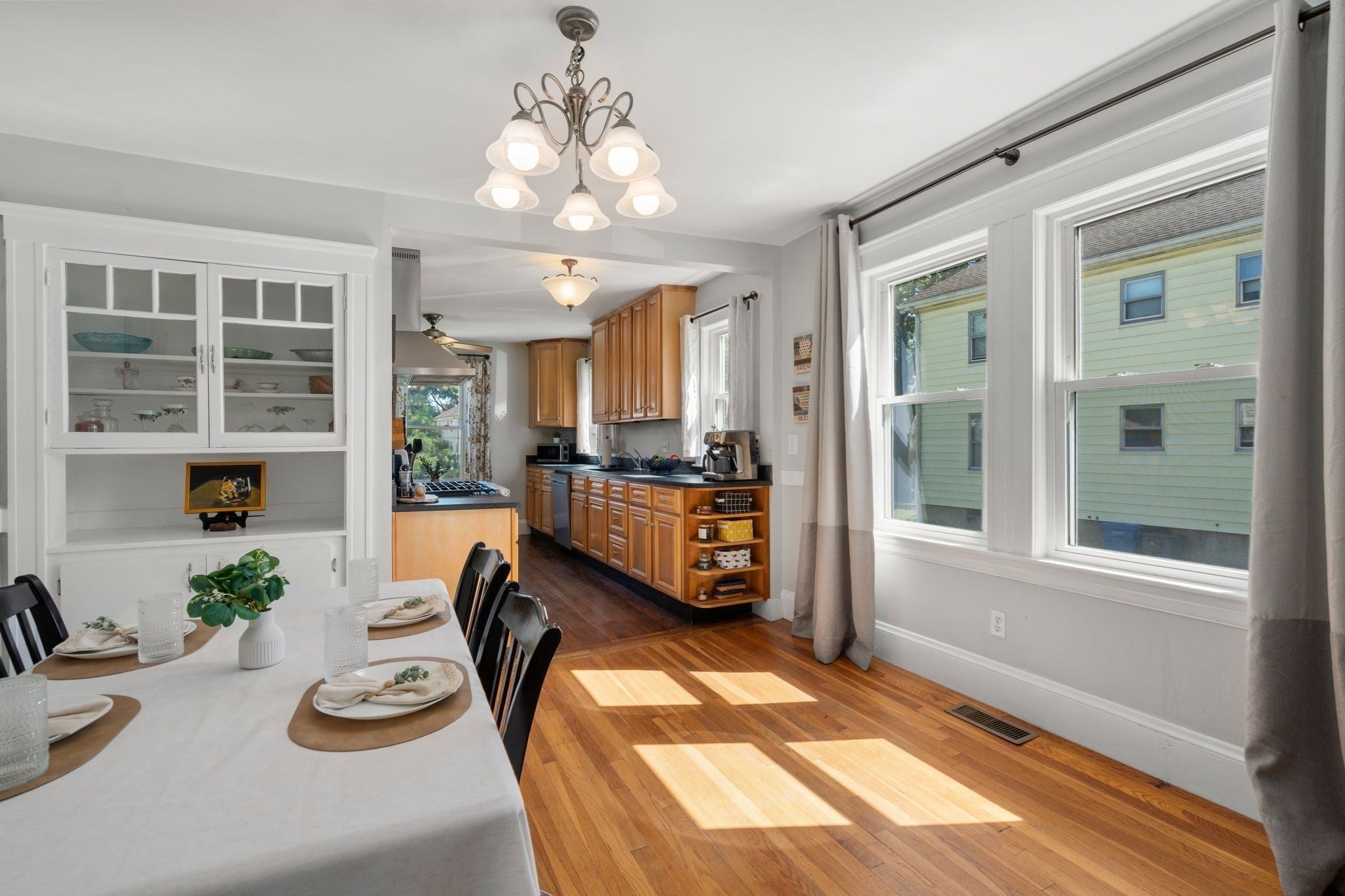 37 Everett St #1, Waltham, MA Photo #12