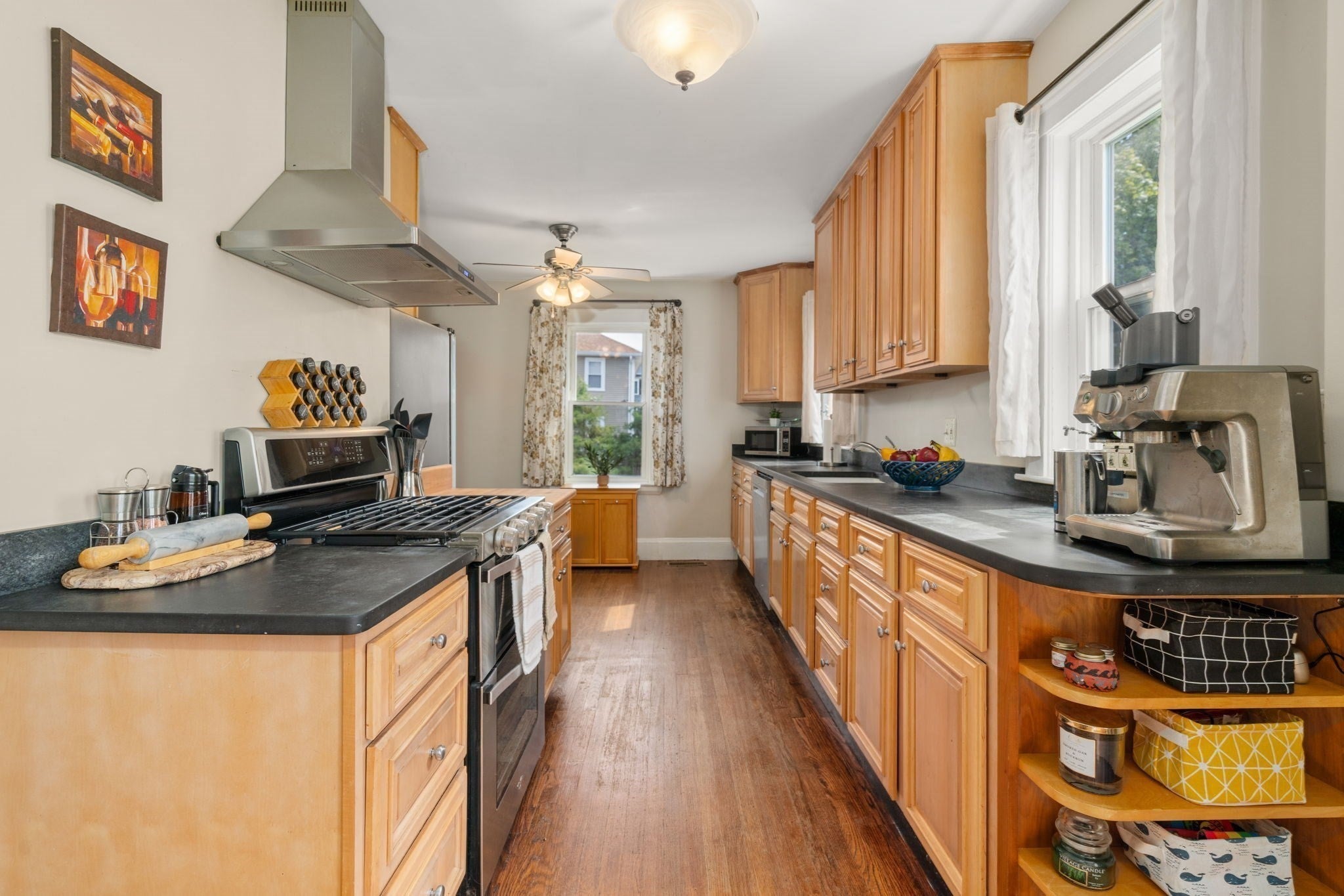 37 Everett St #1, Waltham, MA Photo #14