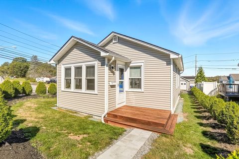 57 Hill Street Hopedale MA 01747