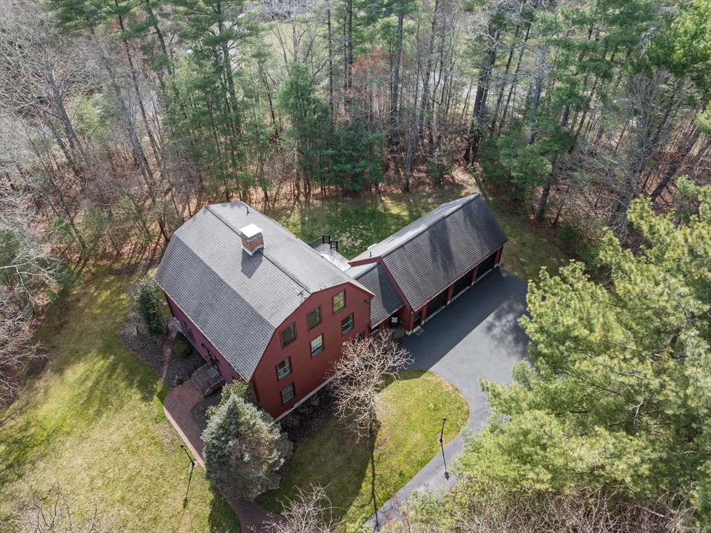 10 Azel Rd