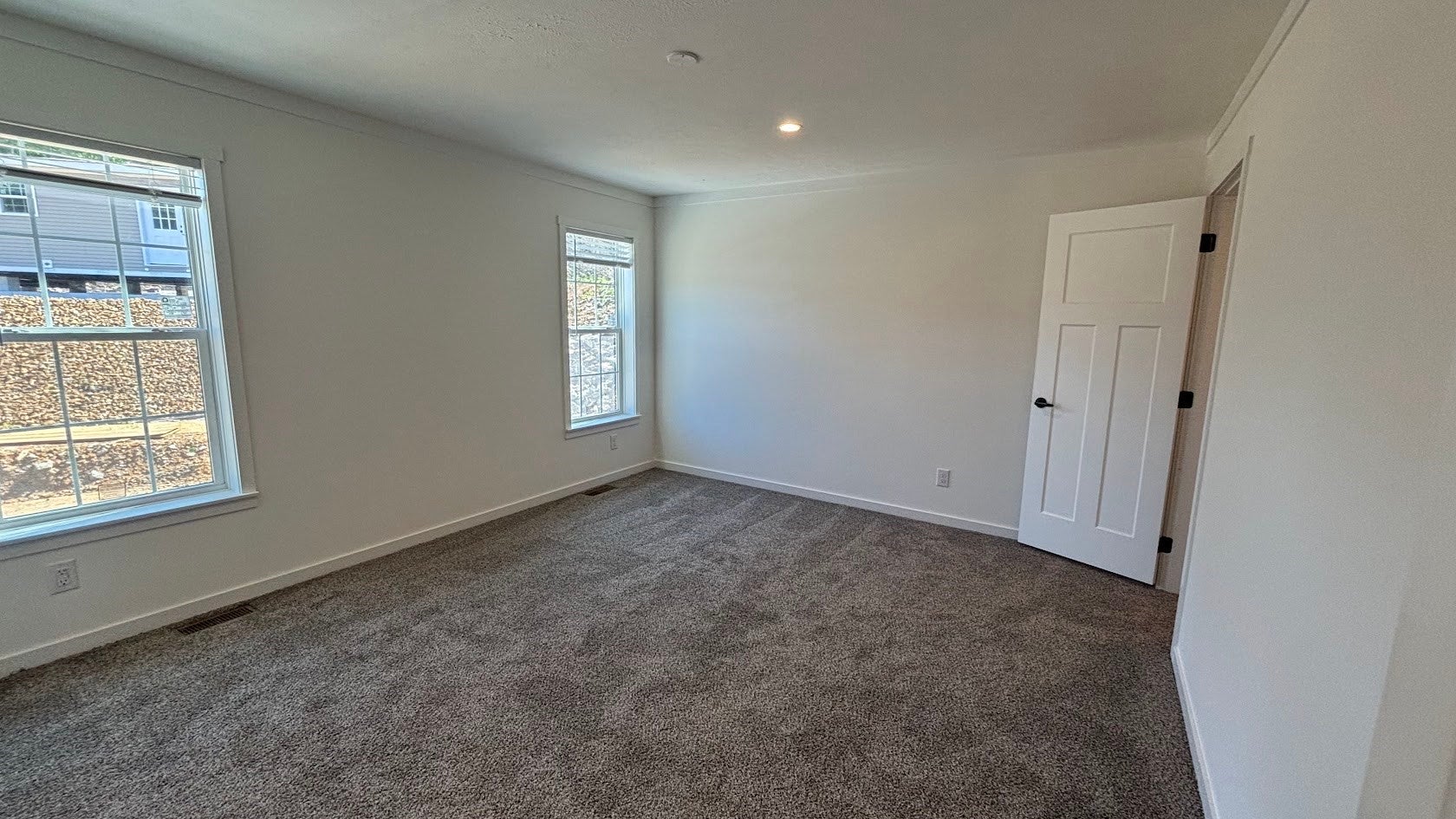 24 Pinrock Drive, Sturbridge, MA Photo #11