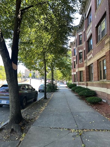 1710 Commonwealth Ave. 3