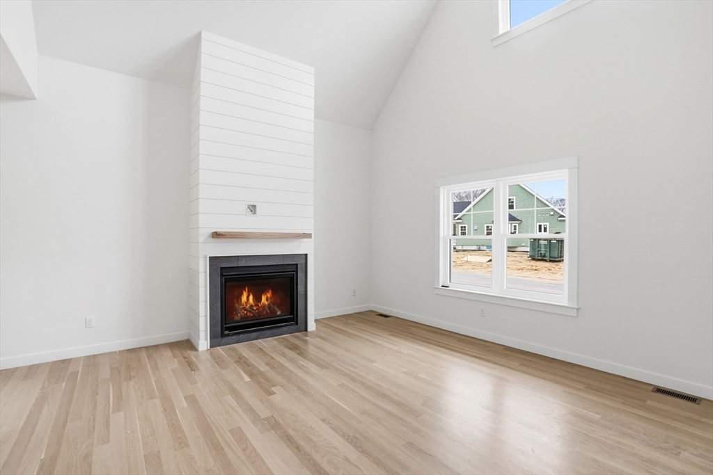 15 Fieldstone Farm Way