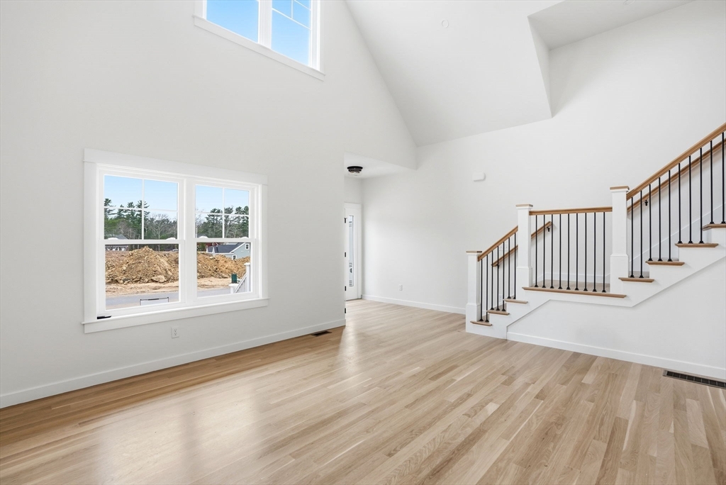 15 Fieldstone Farm Way