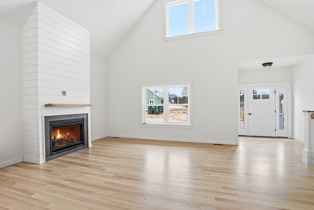 15 Fieldstone Farm Way