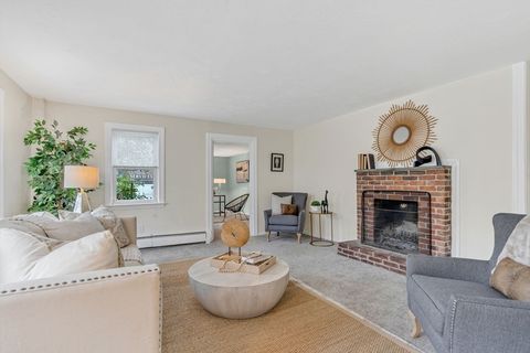 27 Water Street Concord MA 01742