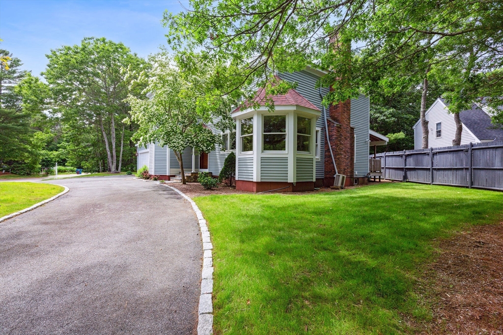 65 River's Edge Road