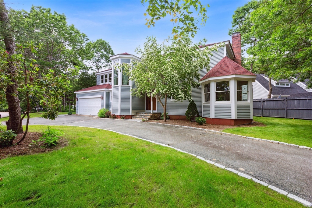 65 River's Edge Road