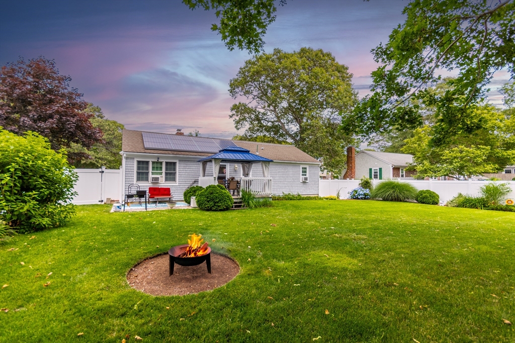 15 Mirror Brook Rd