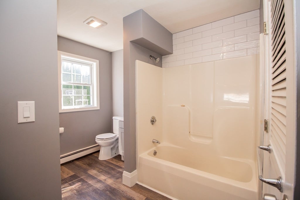 126 Sears Island Dr, Worcester, MA, 126 Sears Island Dr, Worcester, MA Photo #31