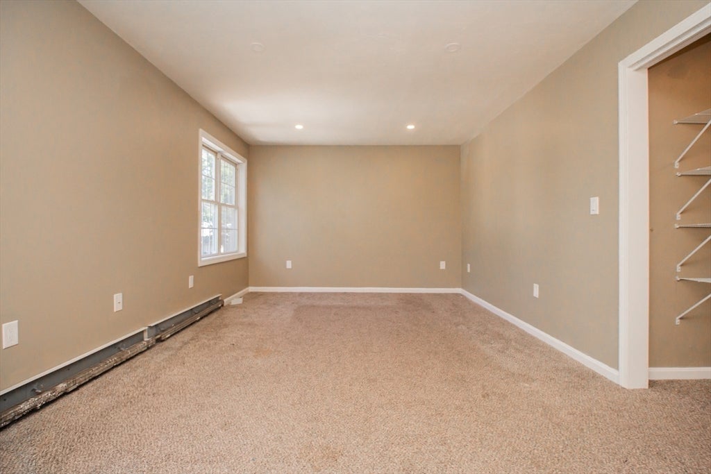 126 Sears Island Dr, Worcester, MA, 126 Sears Island Dr, Worcester, MA Photo #23